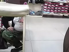 Sadie Pop tiene sexo duro sudoroso en xxx videos de sexo el restaurante