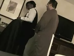 La dama negra con curvas Layton Benton disfruta de esa gran polla videospornosgratis blanca