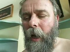 Follando al dependiente de la tienda petardas hd porno con su gran polla