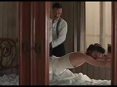 Morena adora ser follada en una guapas xxx posición de perrito
