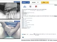 Una milf sexy está recibiendo un zorras follando masaje en el coño por el chico ansioso