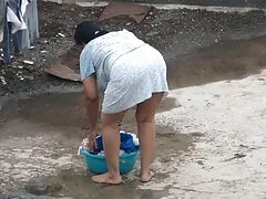 Una jovencita morena peliculas adultos xxx de sonrisa sexy es follada por su culo mojado