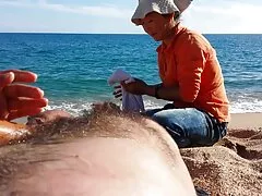 Dulce rubia querida es tan buena cuando se trata de sexo oral xxx seso